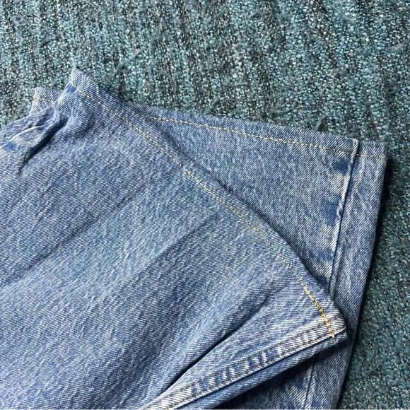 Abercrombie and Fitch The 90's Relaxed High Rise Jeans Size 34