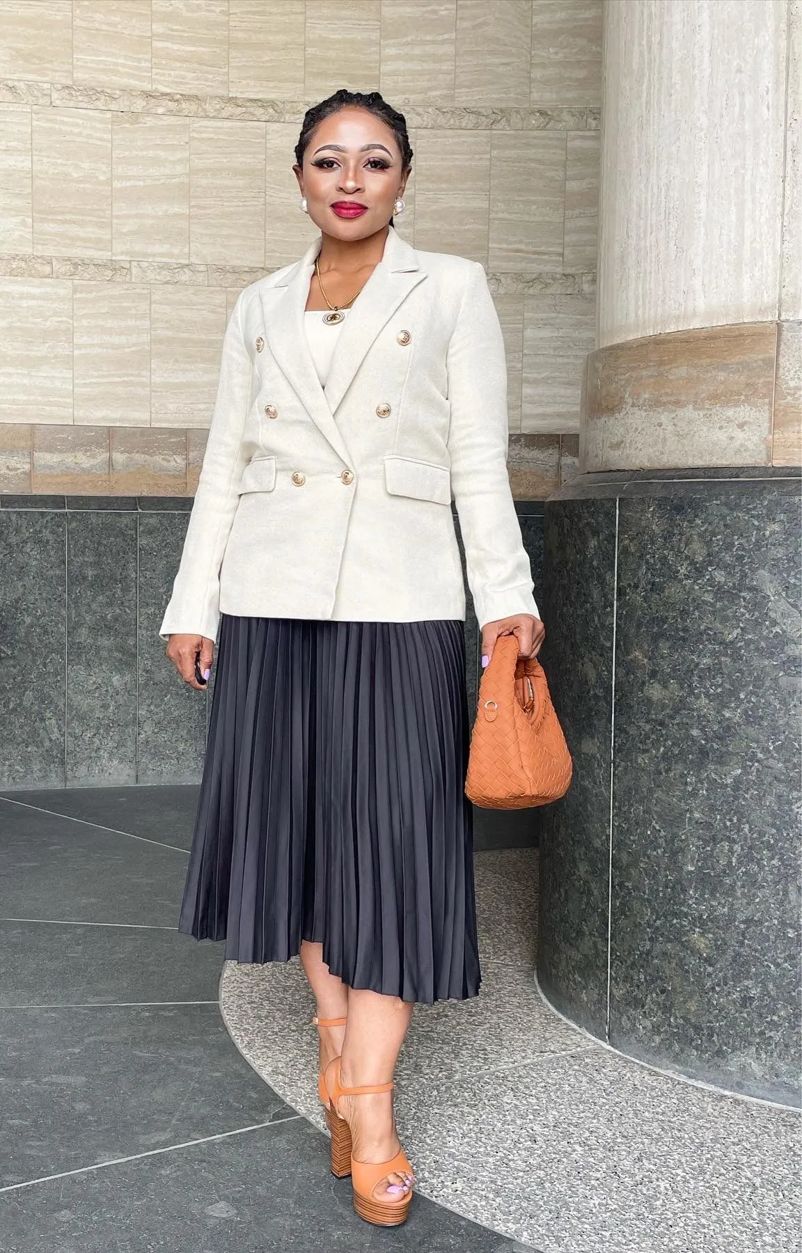 Anna Classic Long Sleeves Blazer