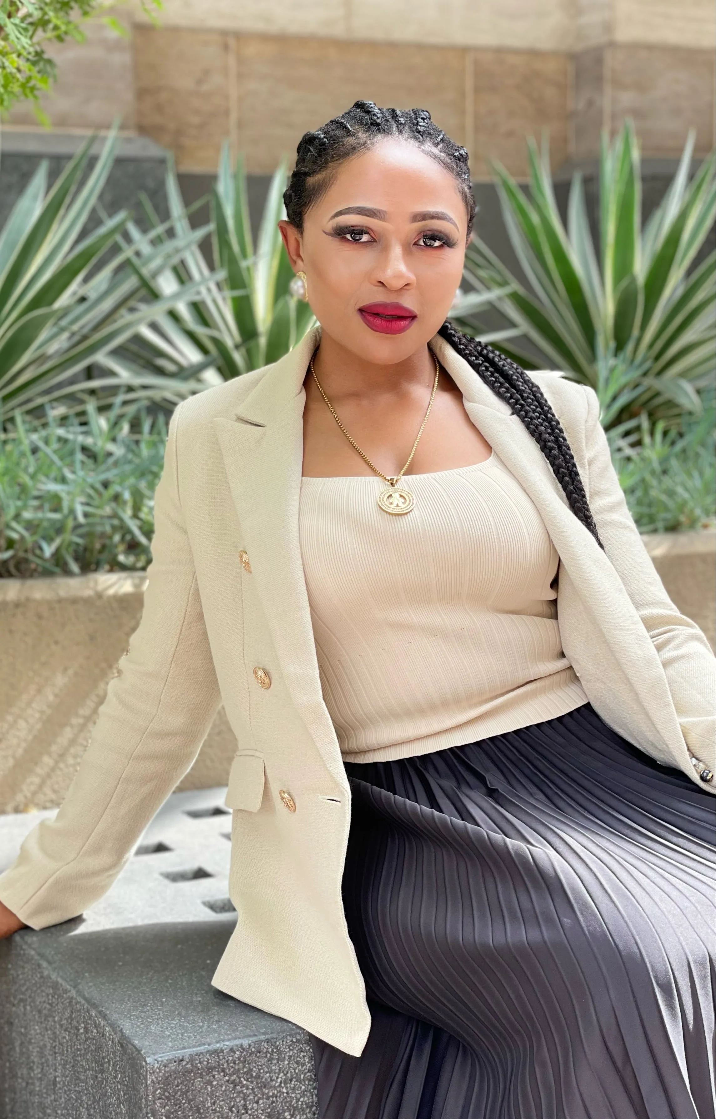 Anna Classic Long Sleeves Blazer