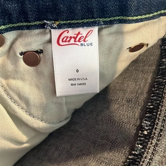 Cartel Blue jeans. Relaxed skinny. Size 0