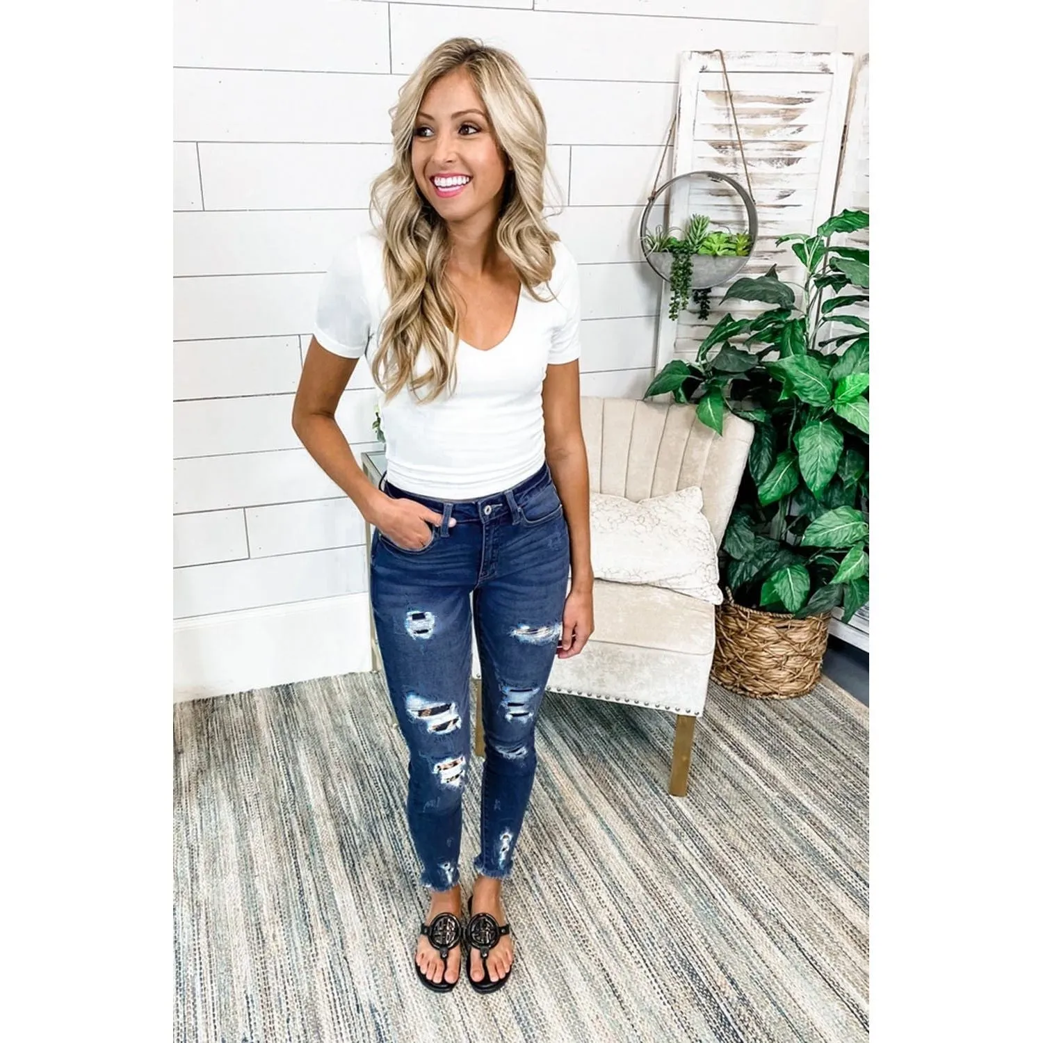Dark Blue Distressed Skinny Jeans
