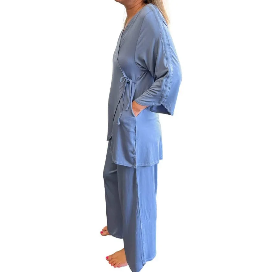 Hospital Pajamas with Snap Sleeves in Cornflower Blue