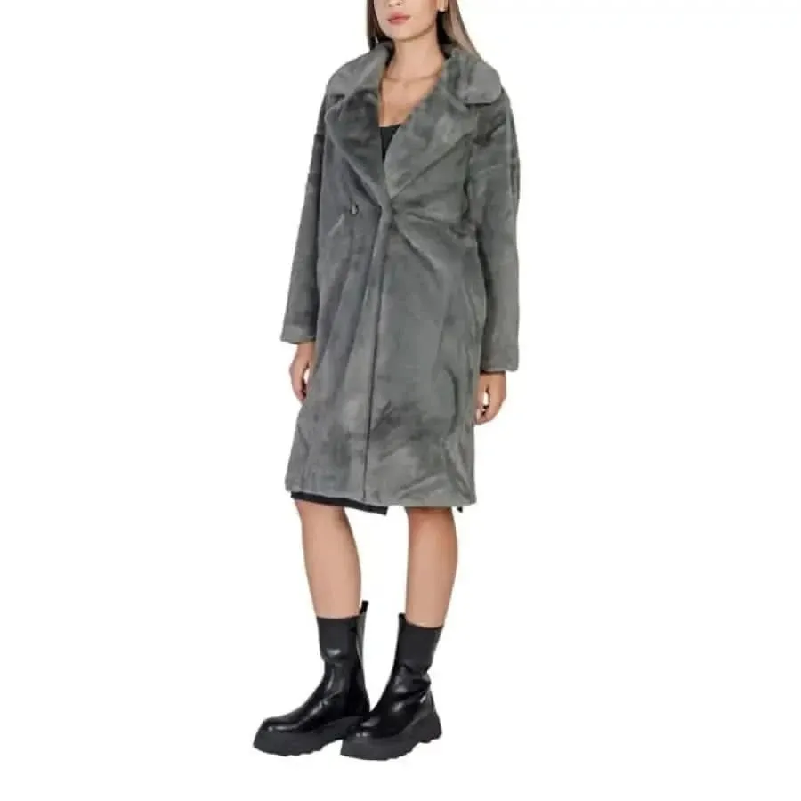 Ichi Women's Green Long Lapel Collar Jacket