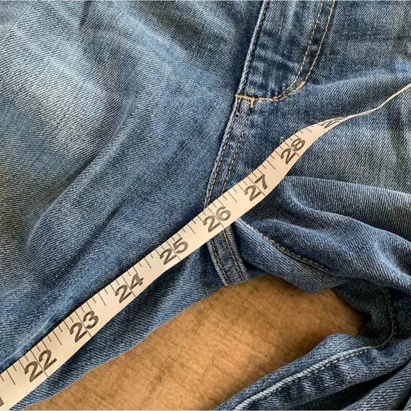 Joe’s Jeans Icon Rhea distressed rolled cropped