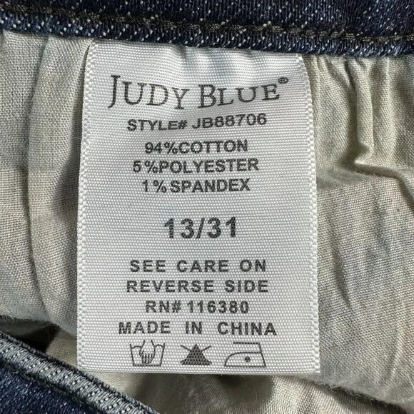 Judy Blue BOYFRIEND FIT Size 13/31 Distressed Mid Rise Jeans Denim Pants 31x30
