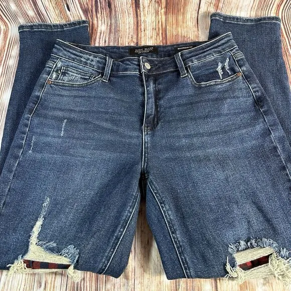Judy Blue BOYFRIEND FIT Size 13/31 Distressed Mid Rise Jeans Denim Pants 31x30