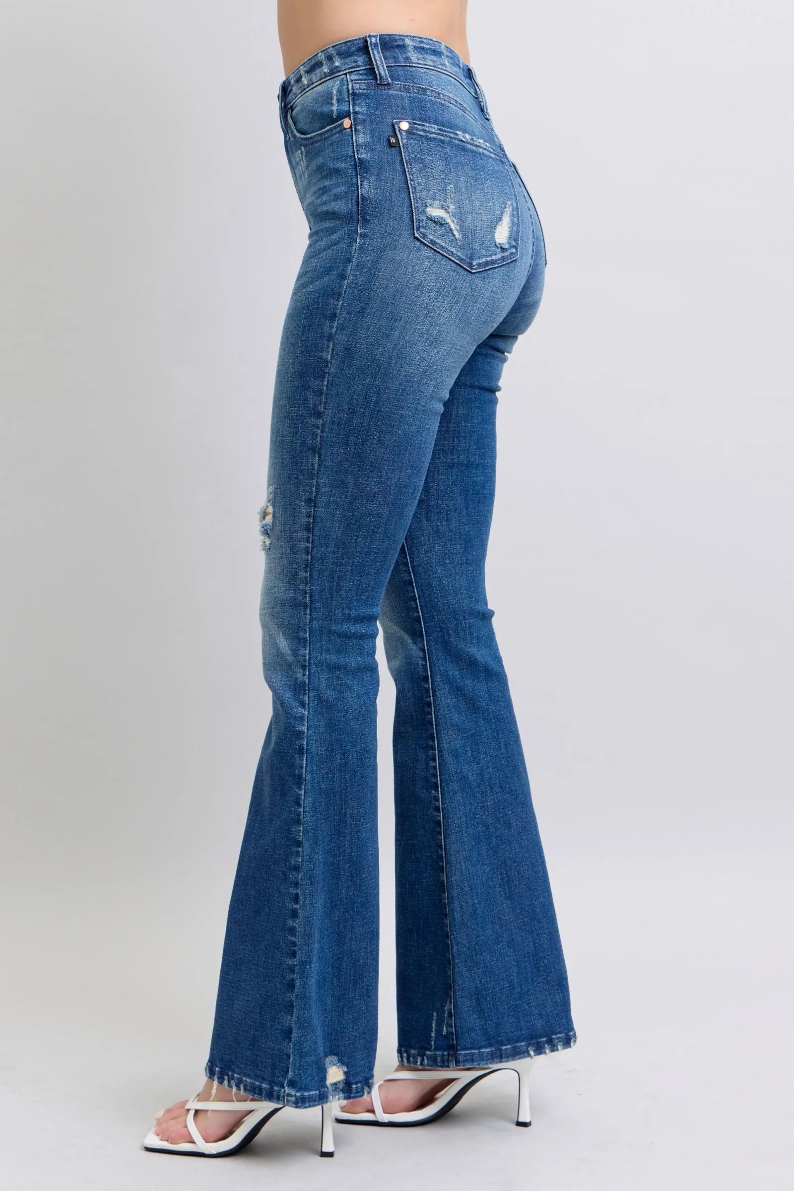 Judy Blue - Distressed Flare