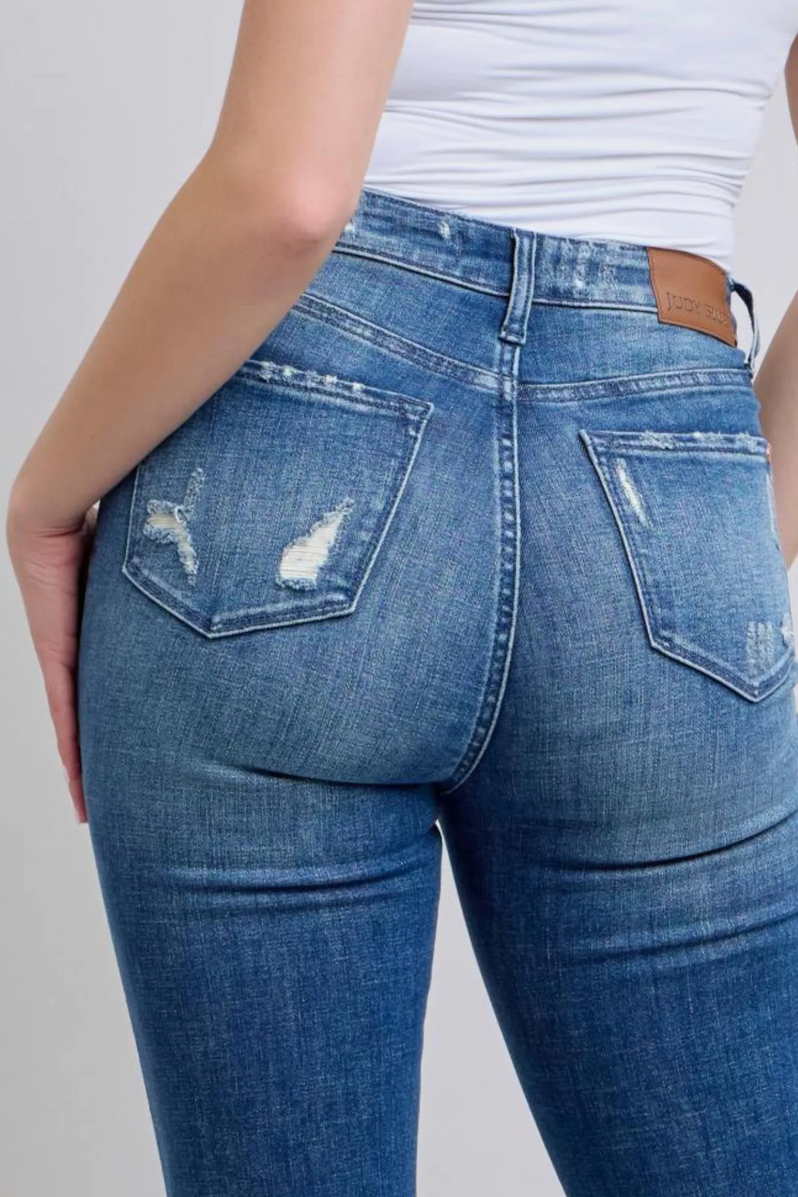 Judy Blue - Distressed Flare