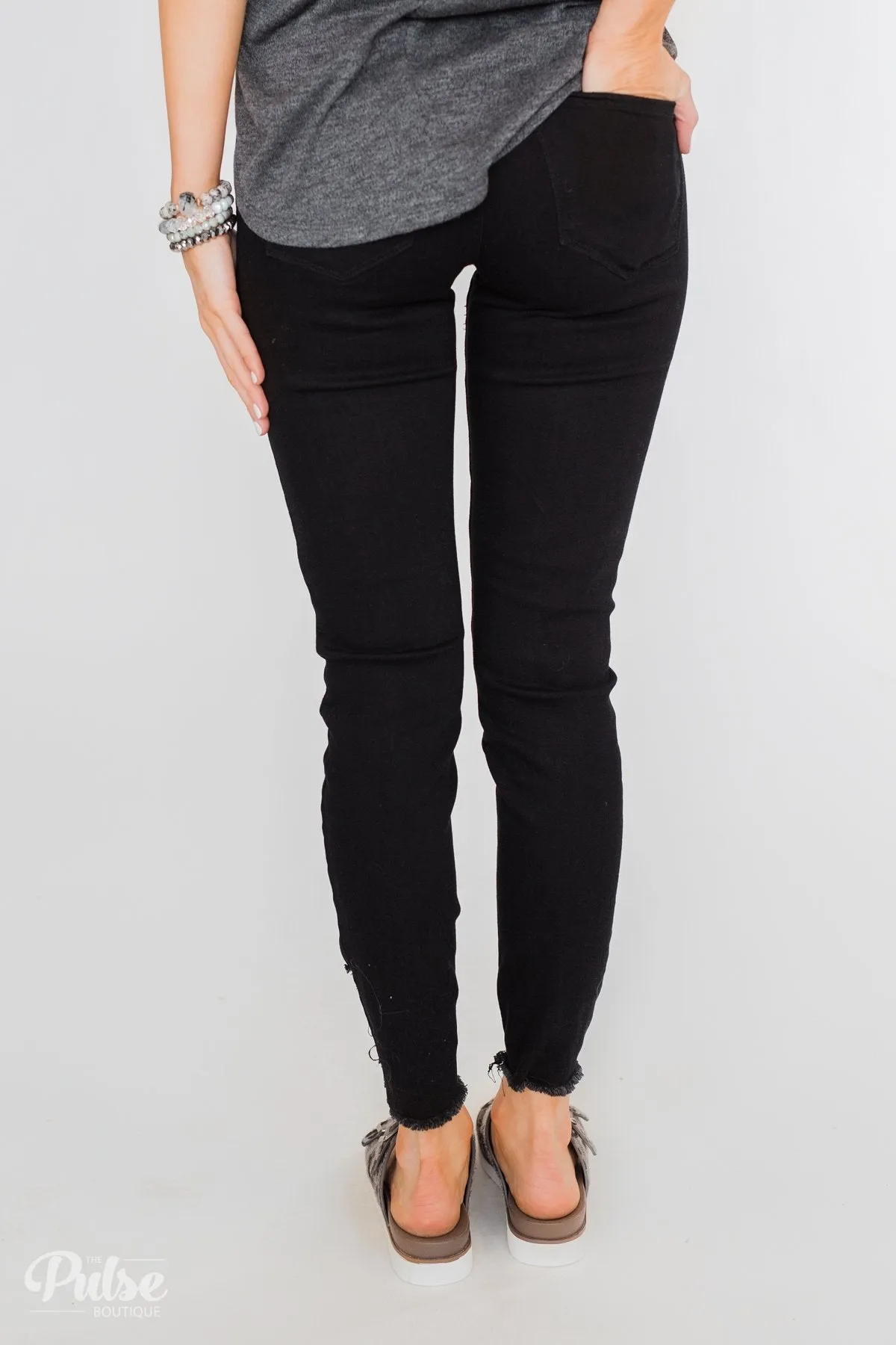 KanCan Callie Jeans- Black Distressed