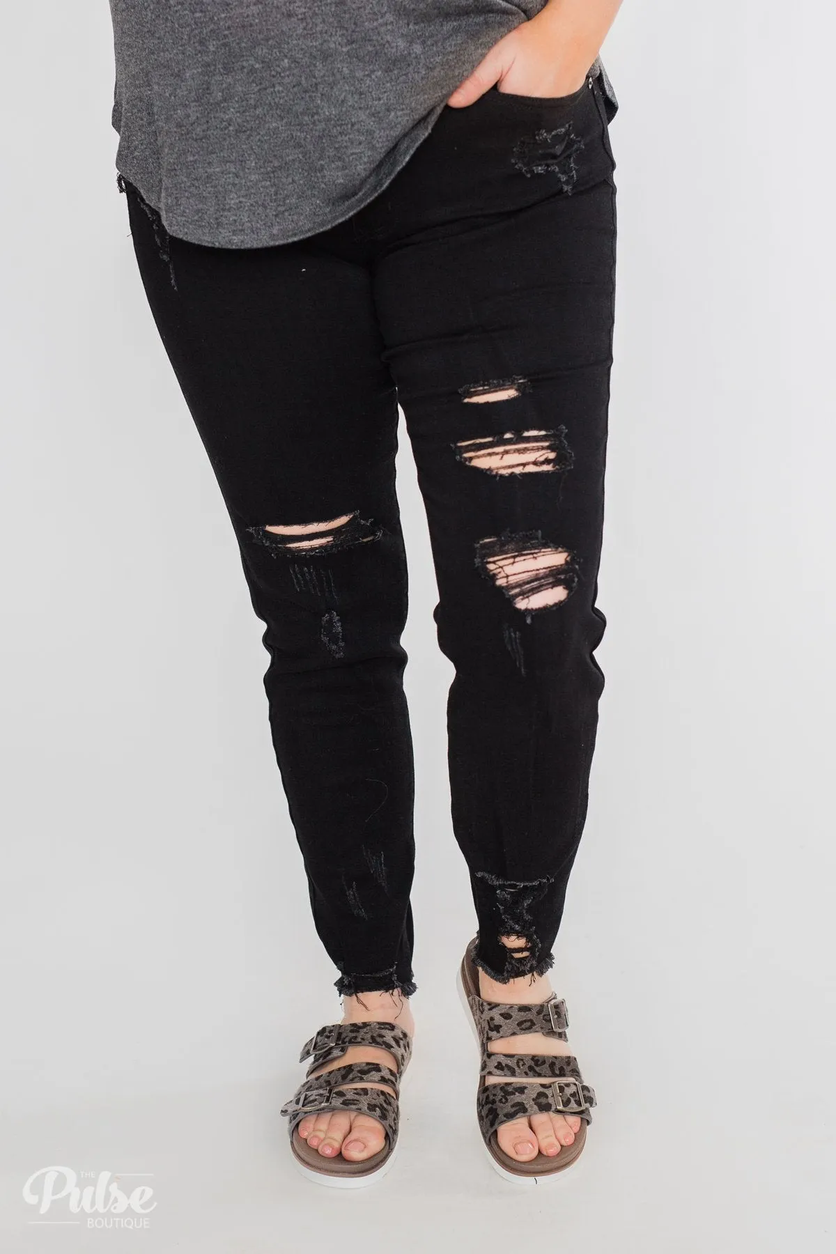 KanCan Callie Jeans- Black Distressed