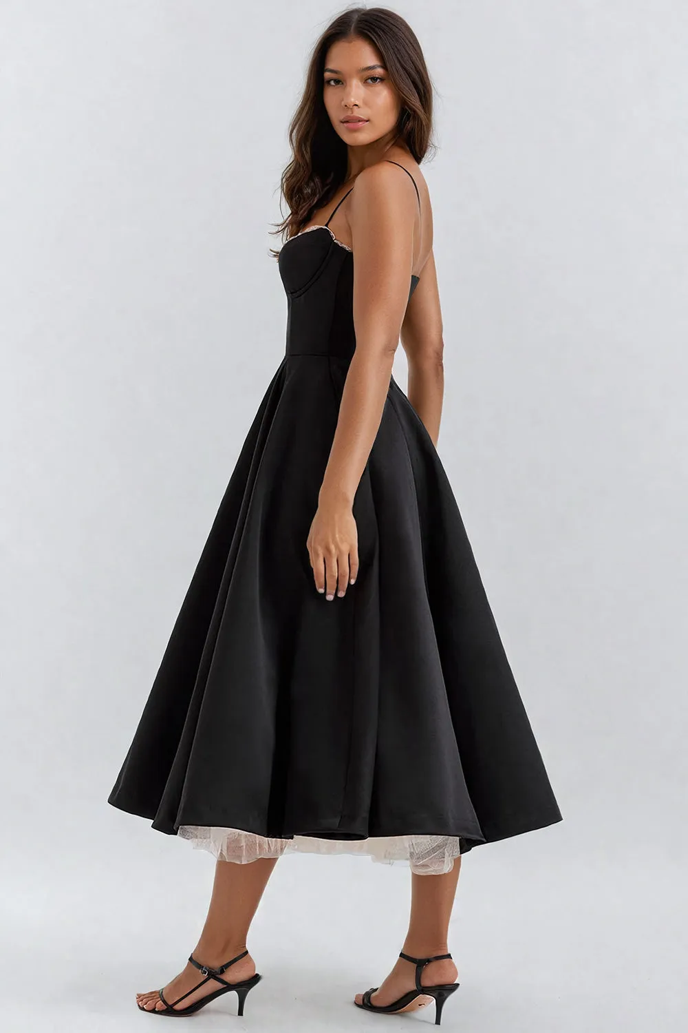 LAURA - FITTED MIDI DRESS WITH SWEET NECKLINE