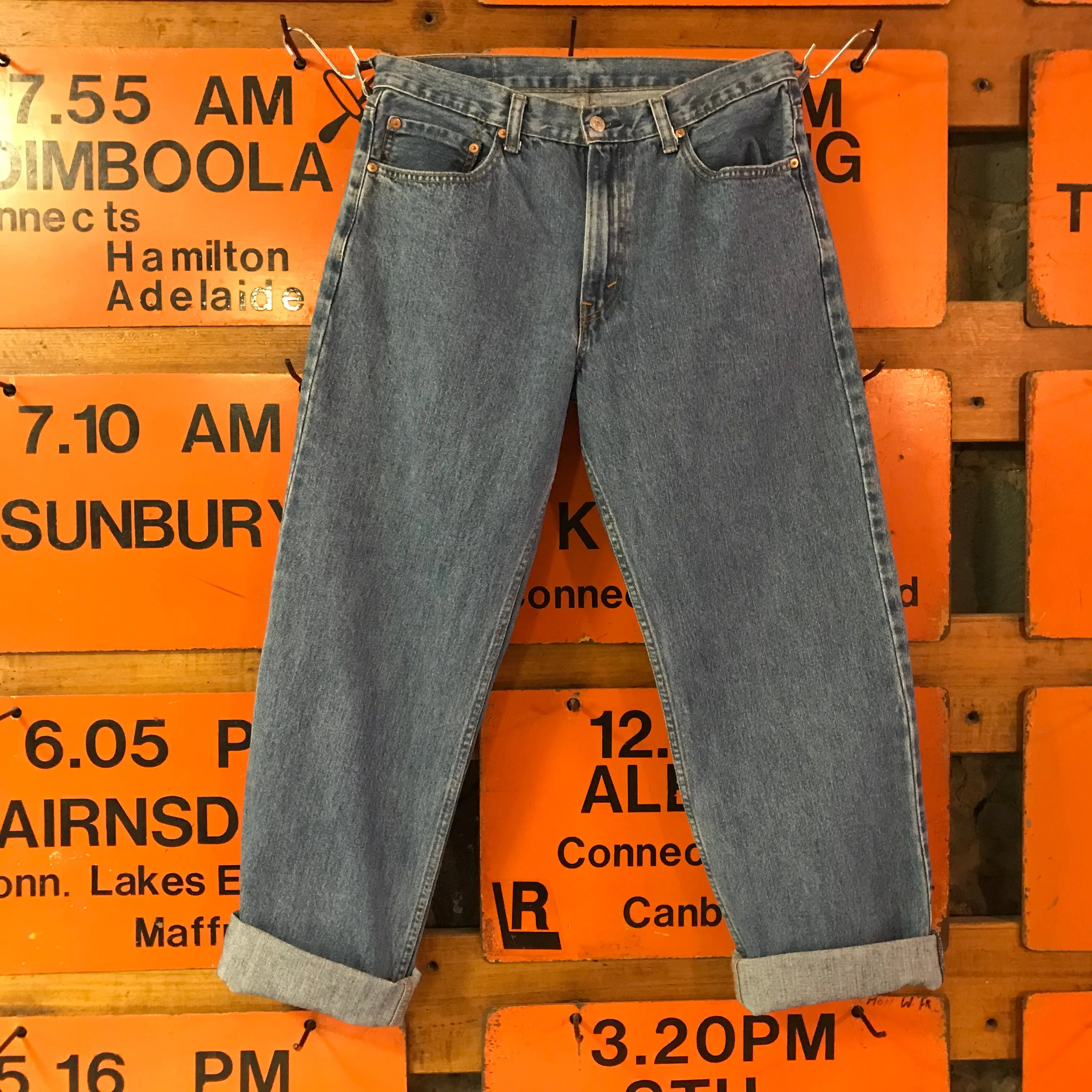 Levi’s Mens Vintage 90’s 550 Relaxed - Fit Tapered Leg Denim Jean