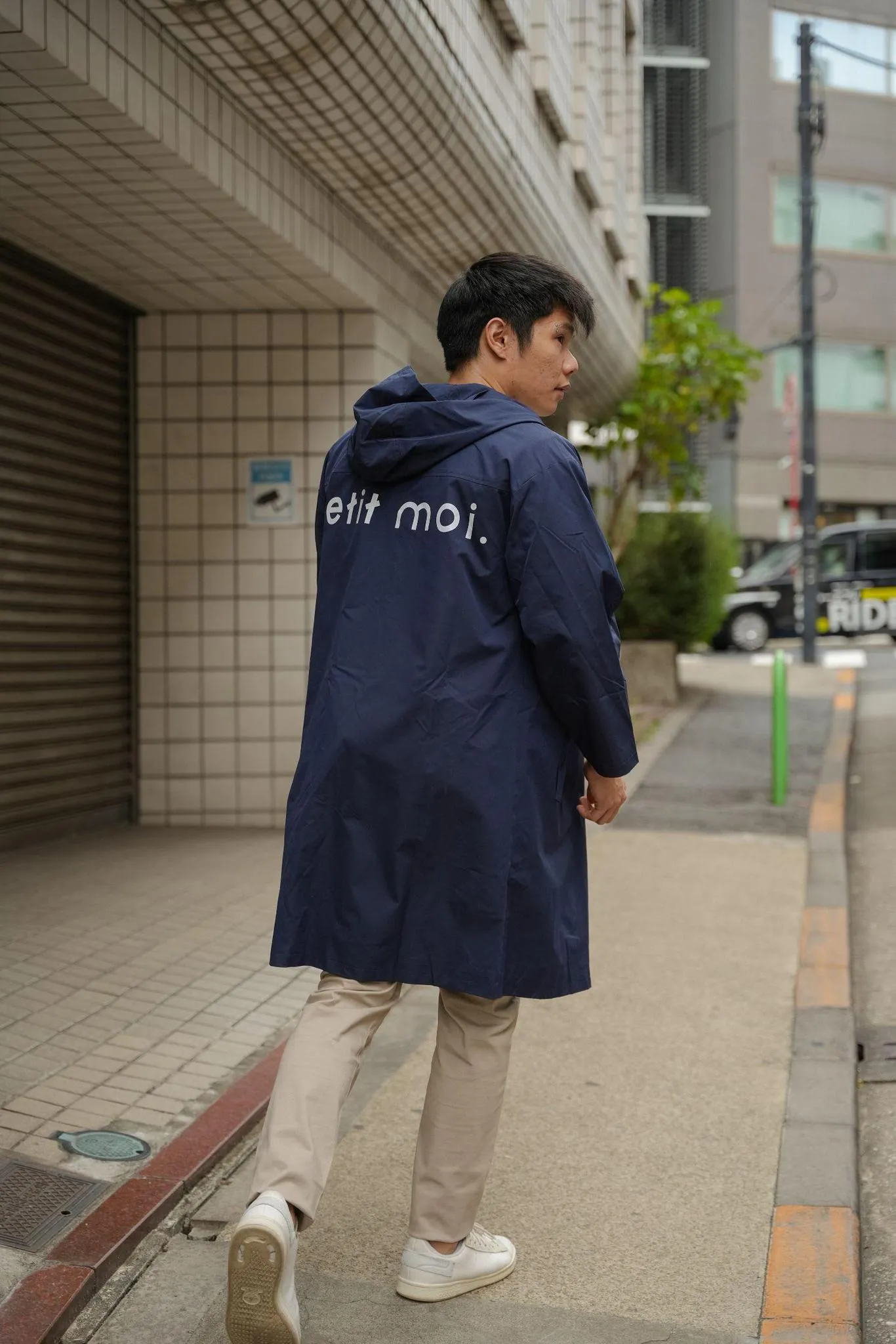 LONG PARKA IN NIGHT BLUE
