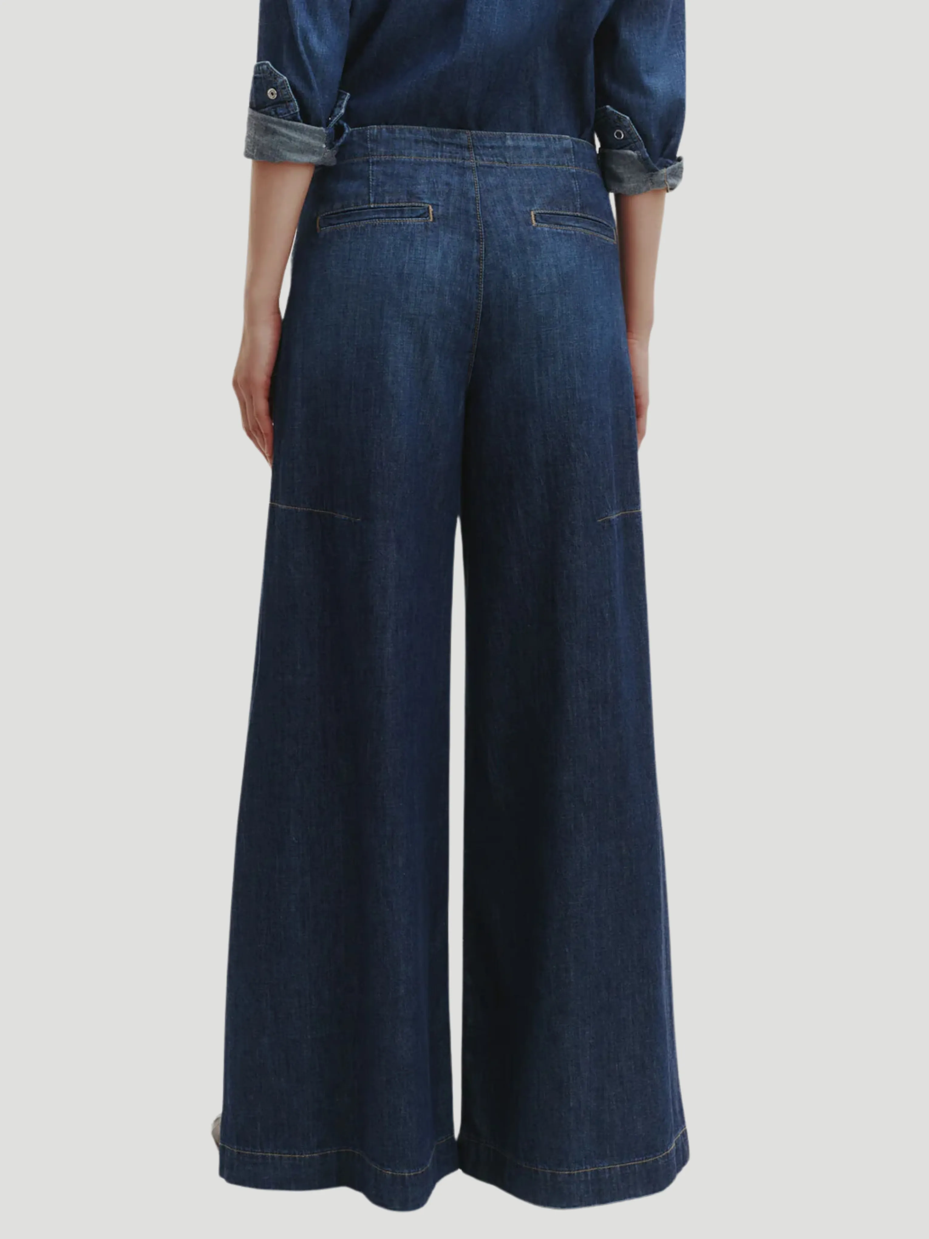 Lulu Lightweight Denim Jean