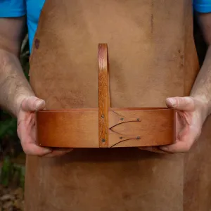 Medium Shaker Sewing Carrier