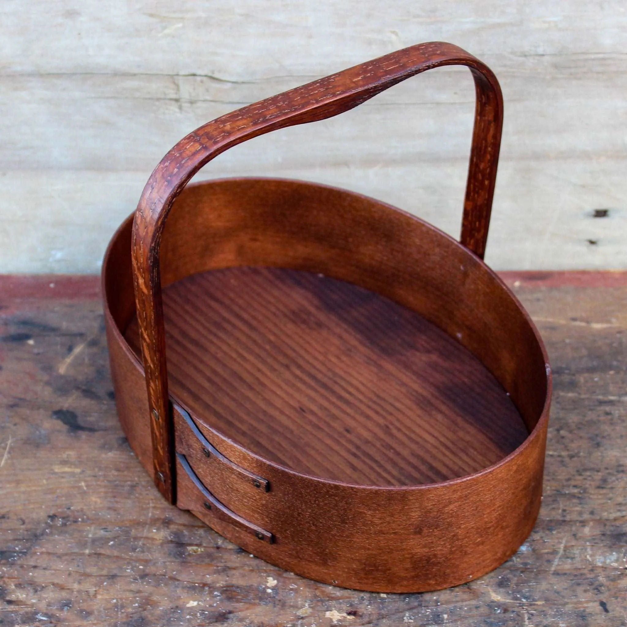 Medium Shaker Sewing Carrier