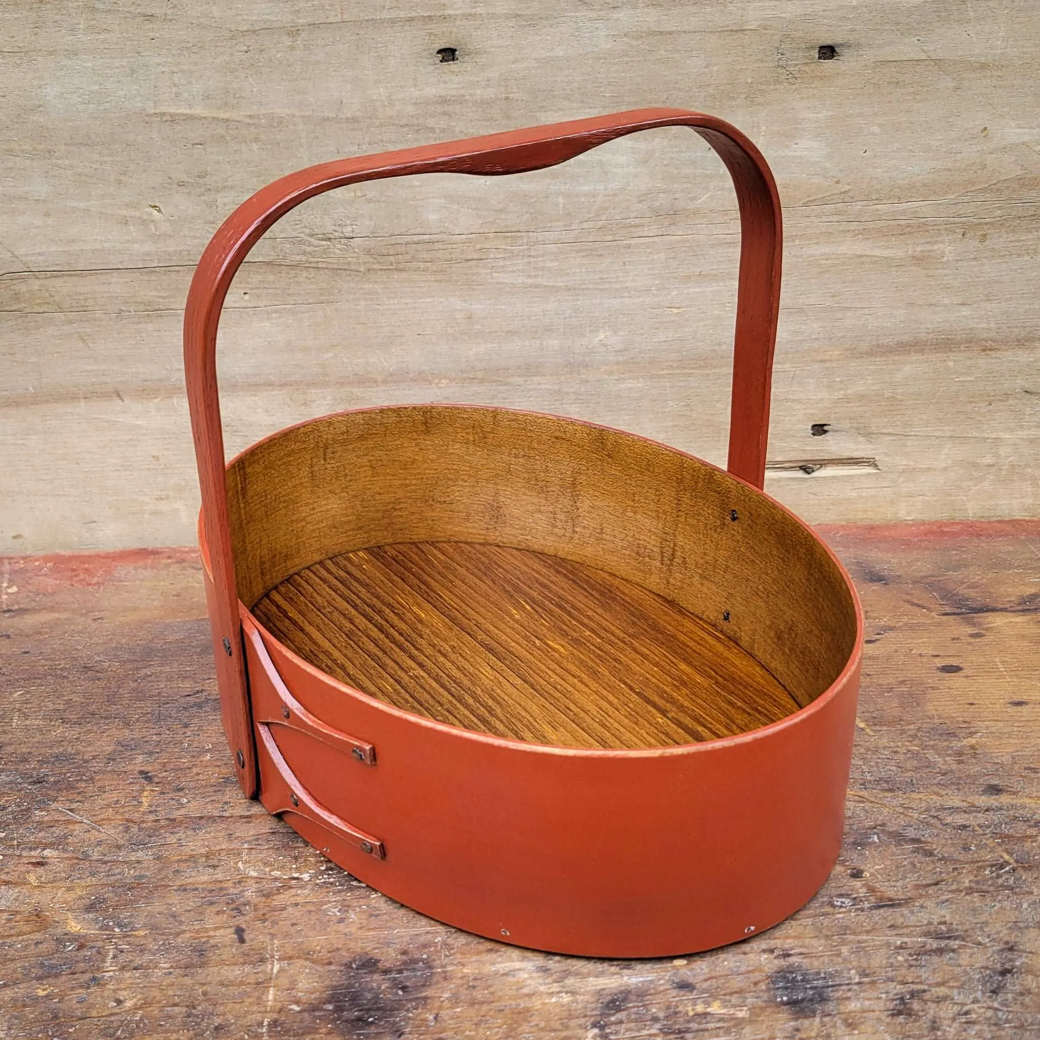 Medium Shaker Sewing Carrier