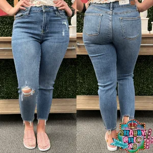 Mid Rise Slim Fit Judy Blue Jeans - DISTRESSSED