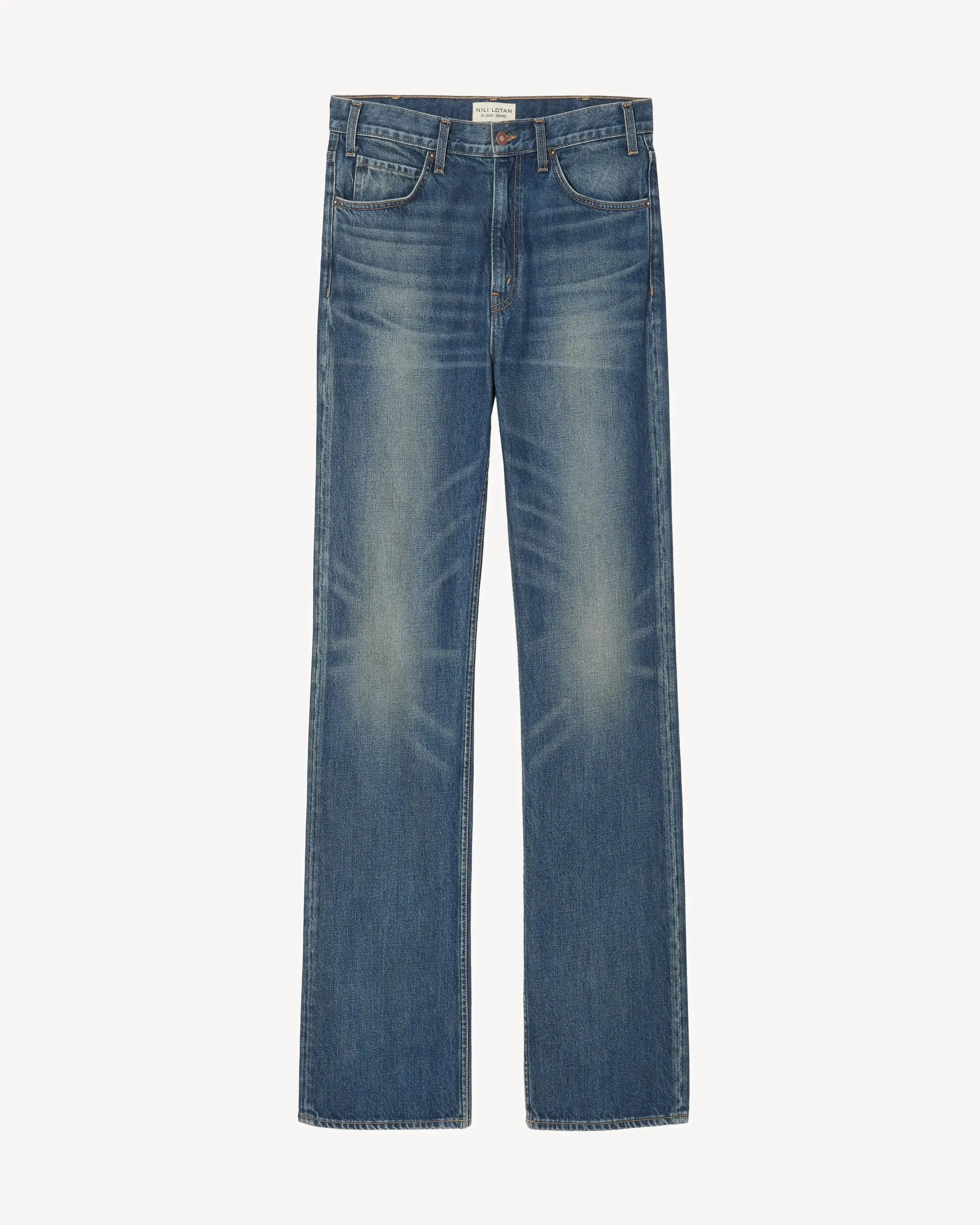 Mitchell Jean in Simon Wash