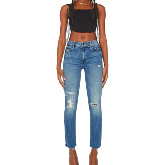Mother Mid Rise Fray Jean  *Like New*