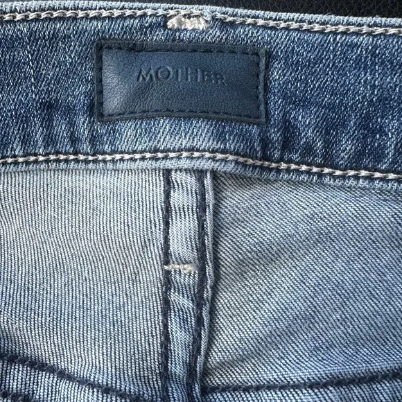 Mother Mid Rise Fray Jean  *Like New*