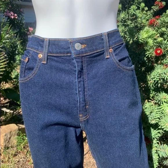 NWOT Levi’s  550 Relaxed Fit Tapered Leg High Rise Jeans