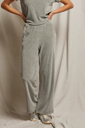 Perfect White Tee/ Velour Wideleg Sweatpants/ Heather Grey