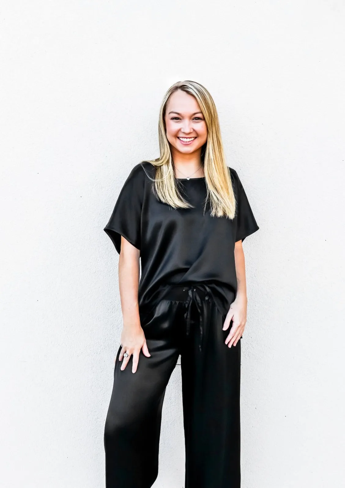 PJ Harlow Jolie Capri Satin Pant in Black