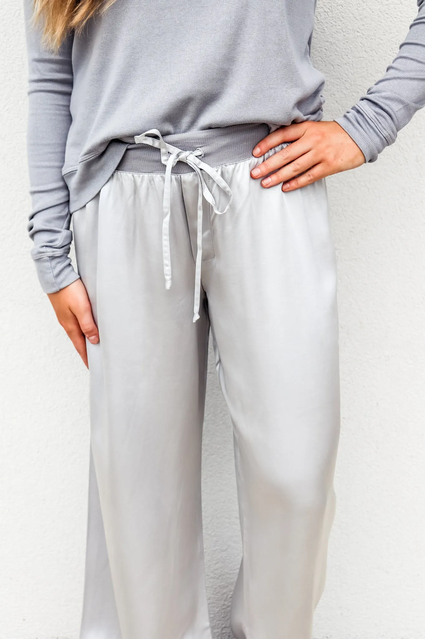 PJ Harlow Jolie Capri Satin Pant in Dark Silver