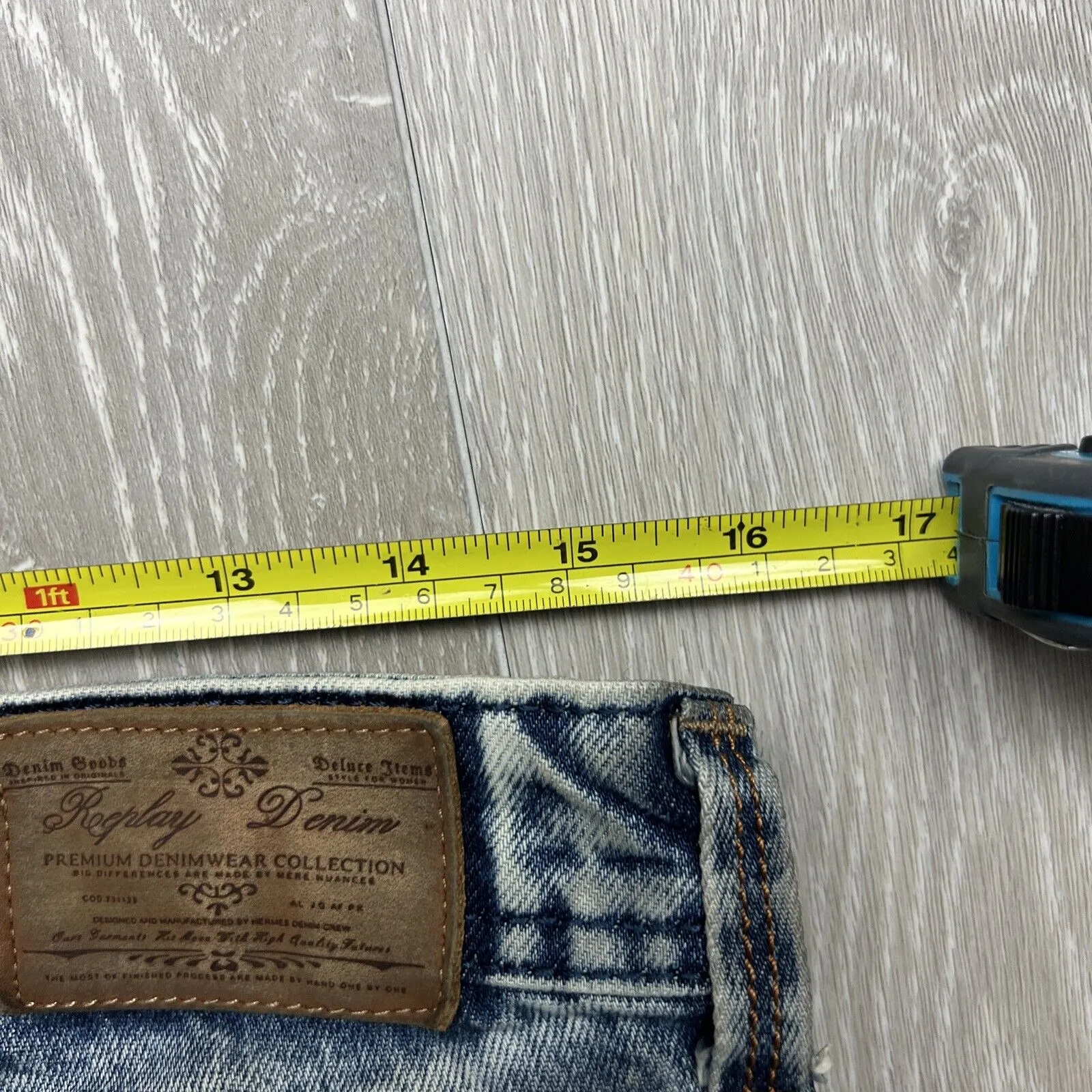 Replay Womens Distressed Acid Wash Jeans Size 32