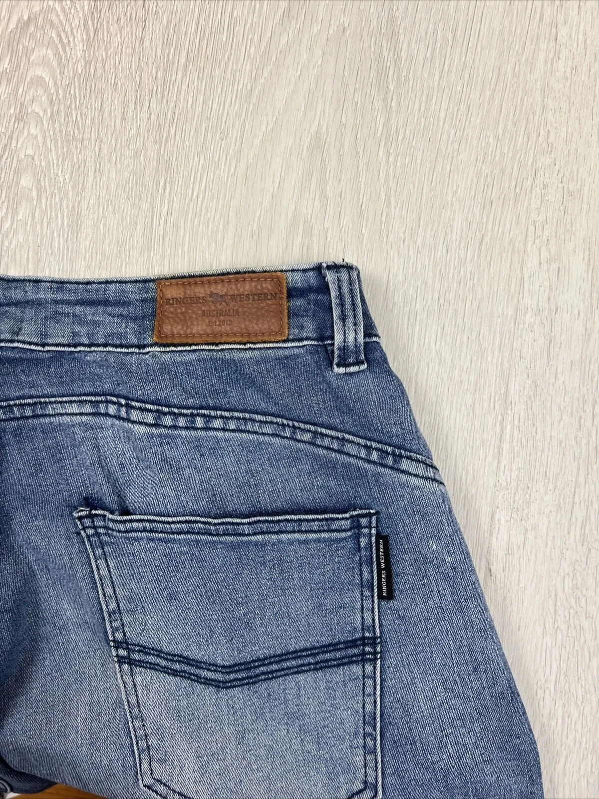 Ringers Western Mens Mitchell Classic Fit Relaxed Leg Jeans Size 32