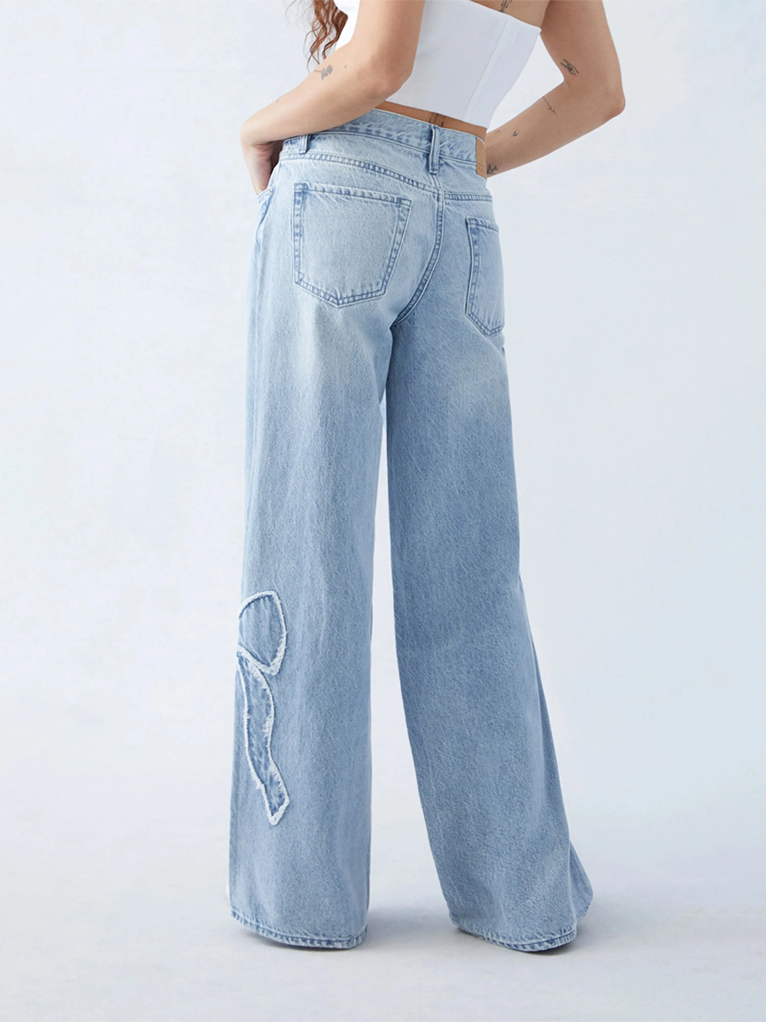 Sandy Baggy Bow Jeans | Trendy & Comfortable Fit