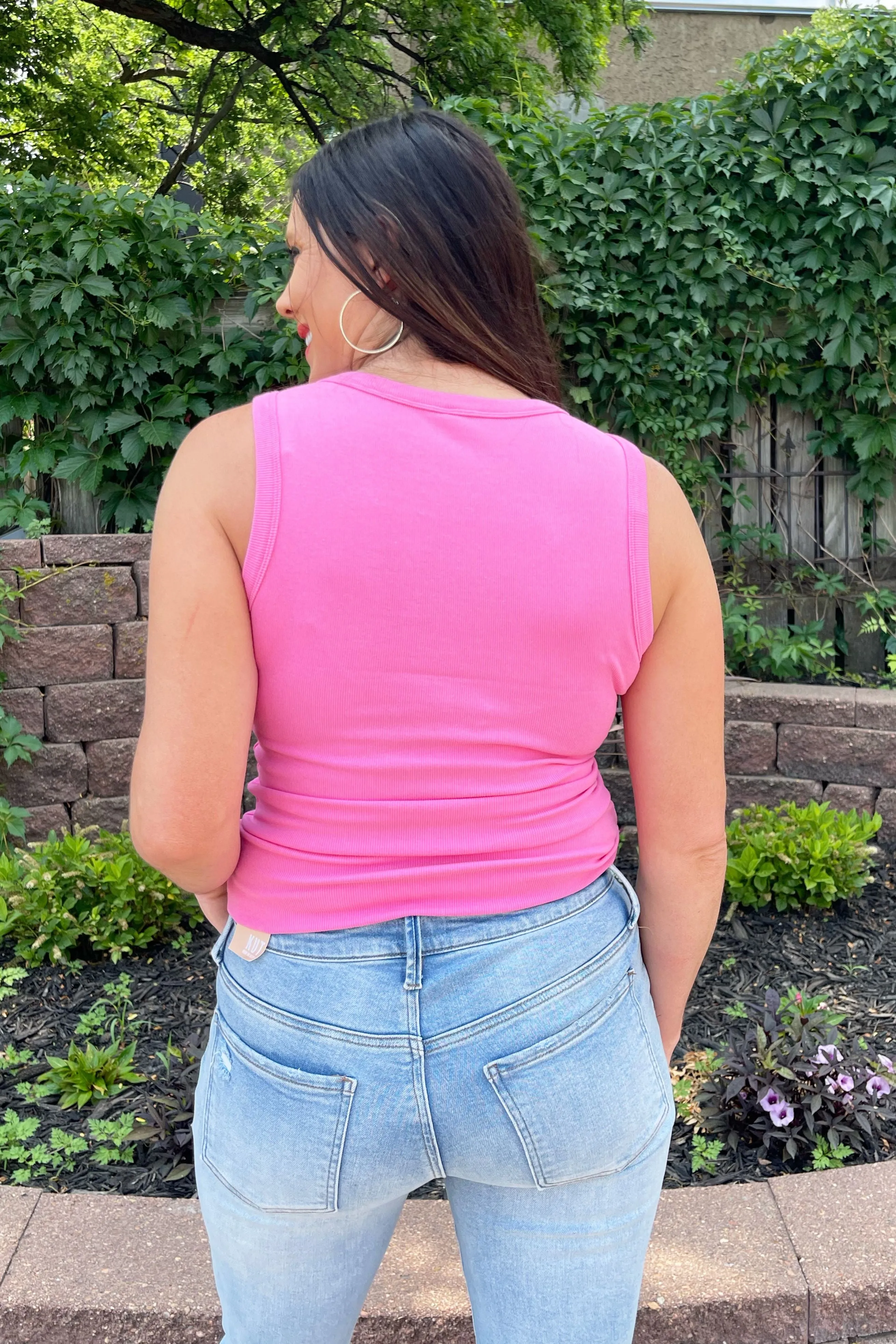 Scoop Neck Sleeveless Tank