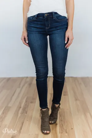 Sneak Peek Jeans- Claire Wash