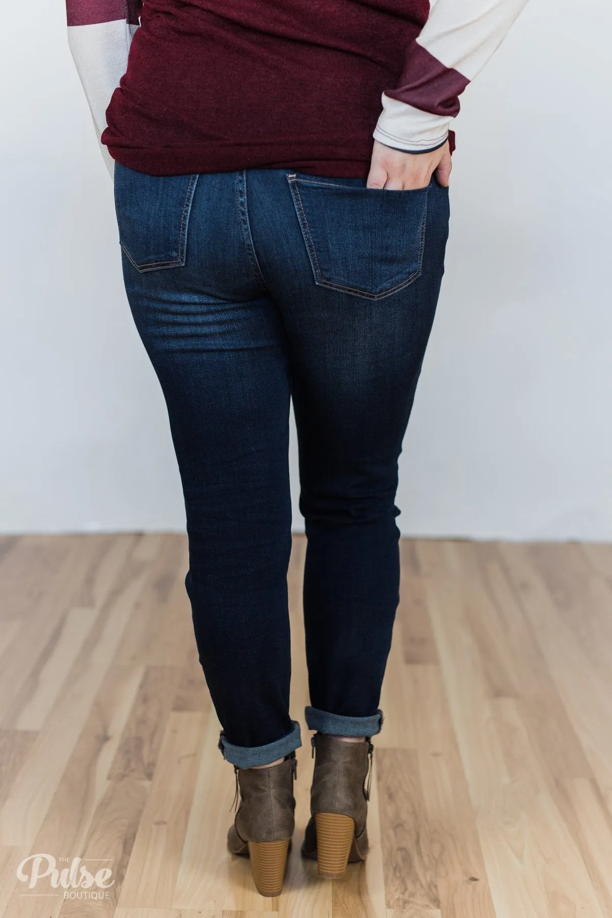 Sneak Peek Jeans- Claire Wash