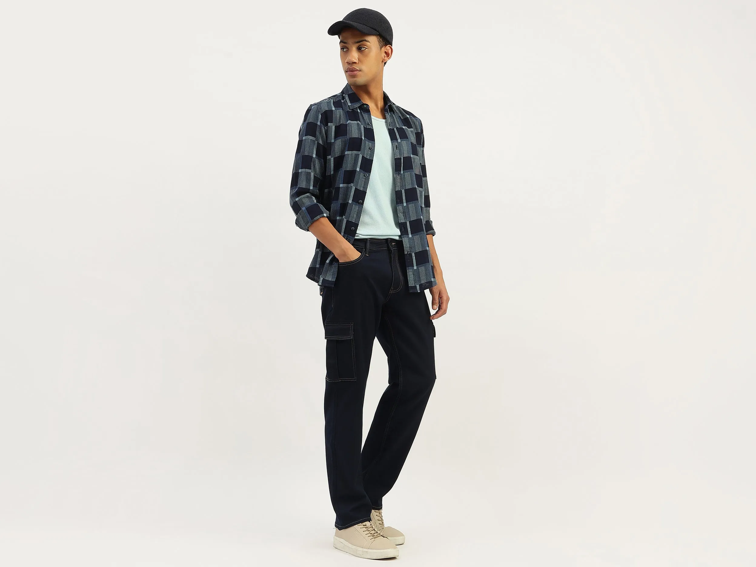 Solid Relaxed Fit Cargo Jeans