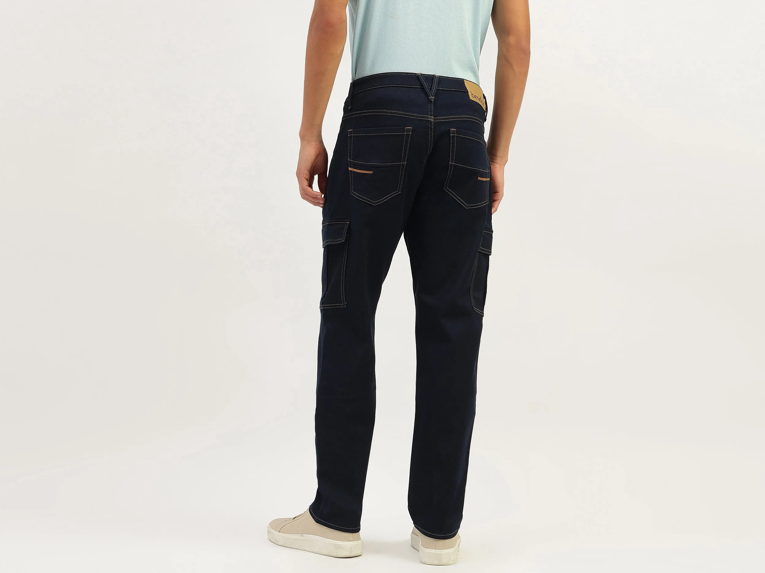 Solid Relaxed Fit Cargo Jeans