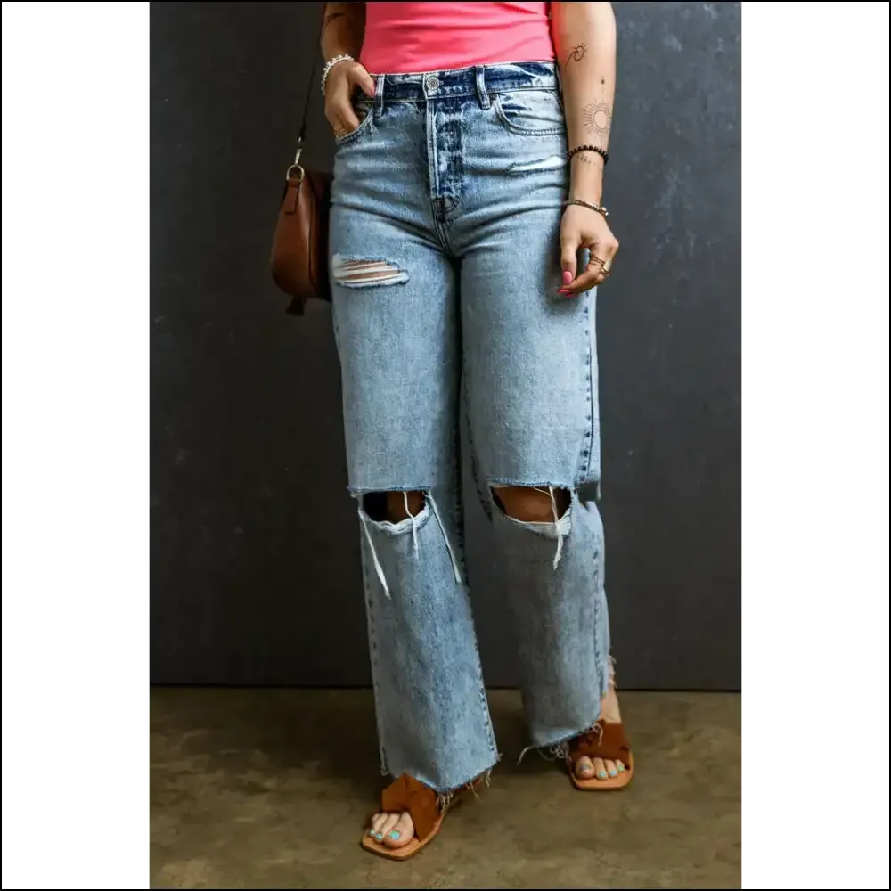 Strut your Distressed Raw Hem Straight Jeans and Own Fabulousness! 😎👖
