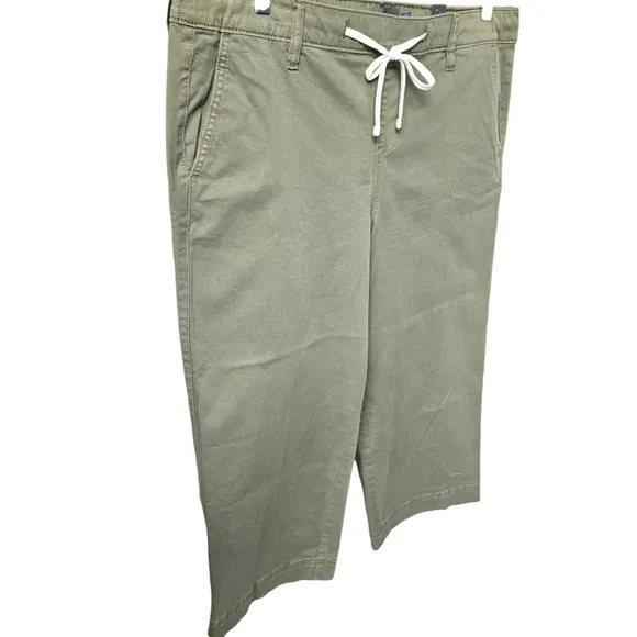 TORRID Olive  Green  Cropped Twill Cargo Pant Plus Size 2X