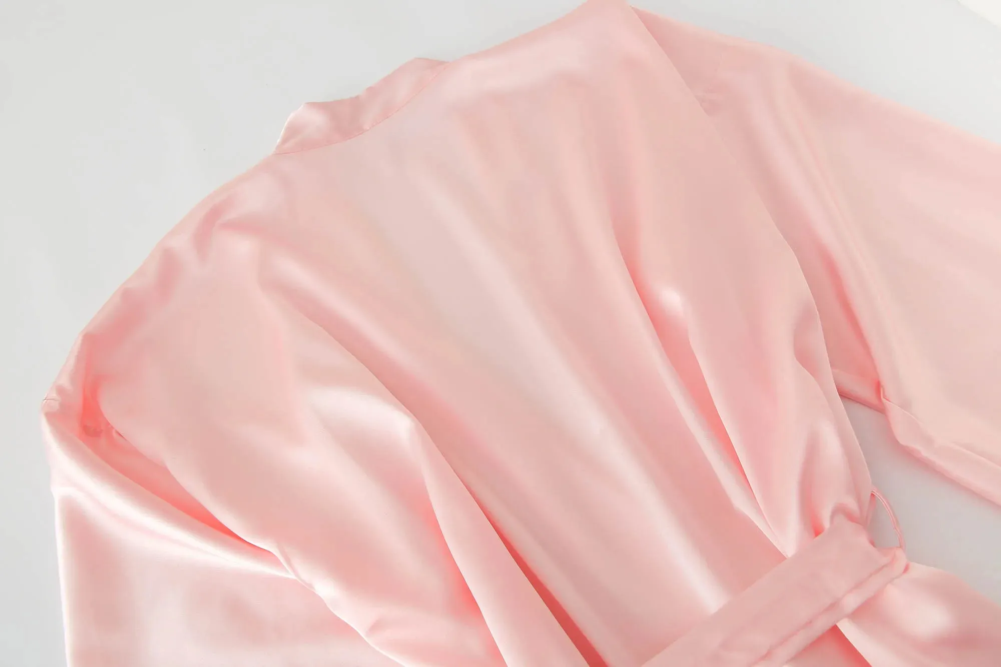 Wedding Party Team Bride Robe With Black Letters Kimono Satin Pajamas Bridesmaid Bathrobe SP2000
