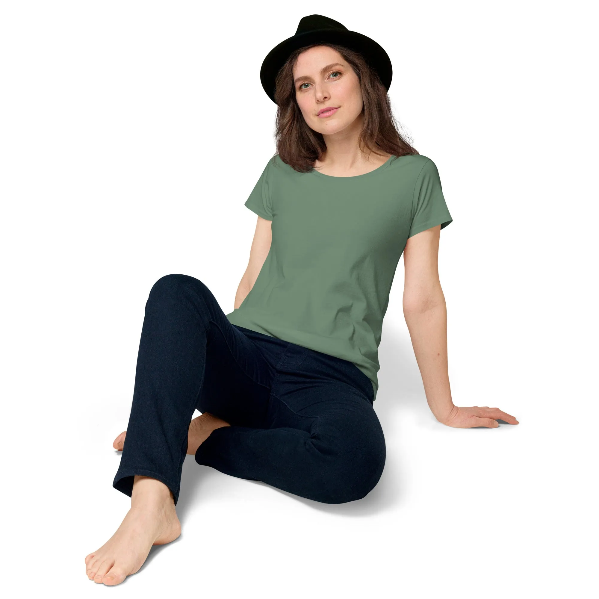 Women’s round neck tee