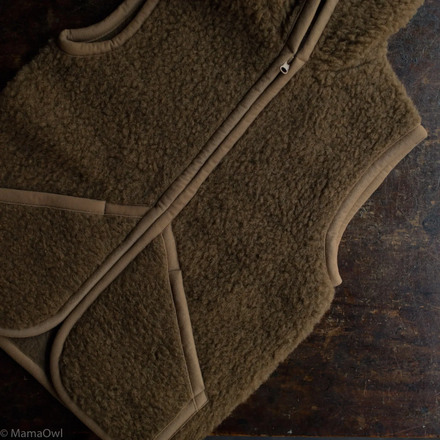 Women's Wool Teddy Fleece Hooded Everest Zip Vest - Bark
